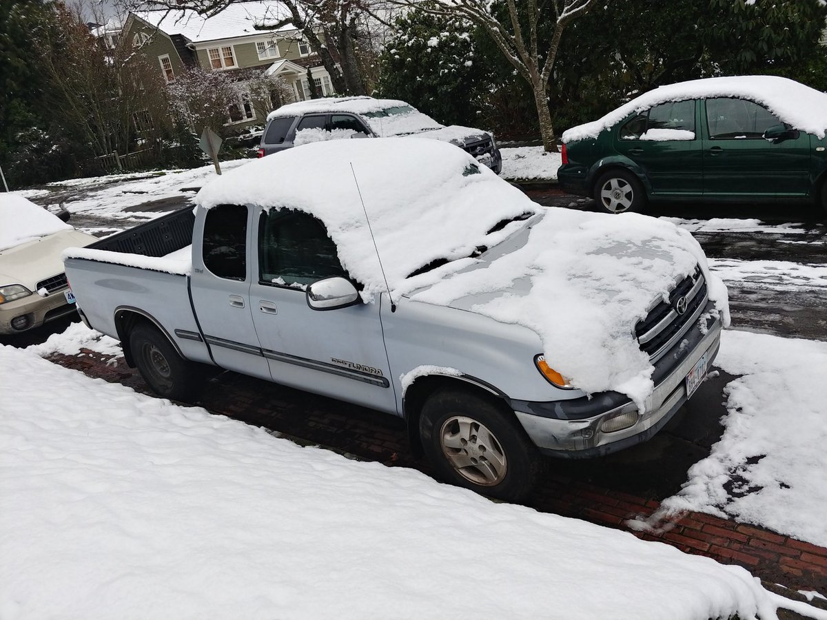joncodydavis's tweet photo. My 1st vehicle has been my only vehicle for 18 years. This '00 Tundra has seen it all &amp; never once has flinched. 288,000+ miles &amp; still going. Thanks @Toyota for making something so reliable that I STILL don't know how to make car repairs as a 36 yr old man 😁 Happy New Year! https://t.co/fqkOe1SKNJ