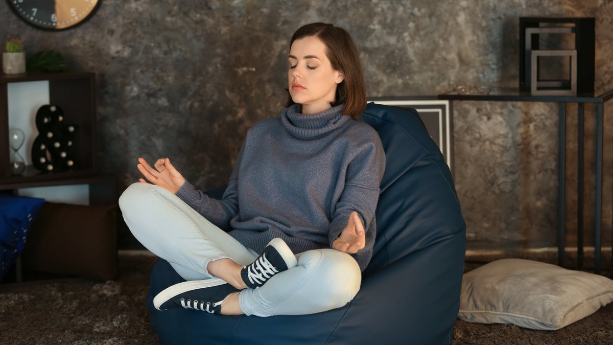meditationroom1's tweet photo. Looking for back support during your meditation practice?
See full meditation chair styles at:
https://t.co/SbQV4P0aBG
#meditation #meditationpractice #homedecor #chairdesigns #mindfulness #backsupport #chairs #spiritual https://t.co/0SeOmO7bFl