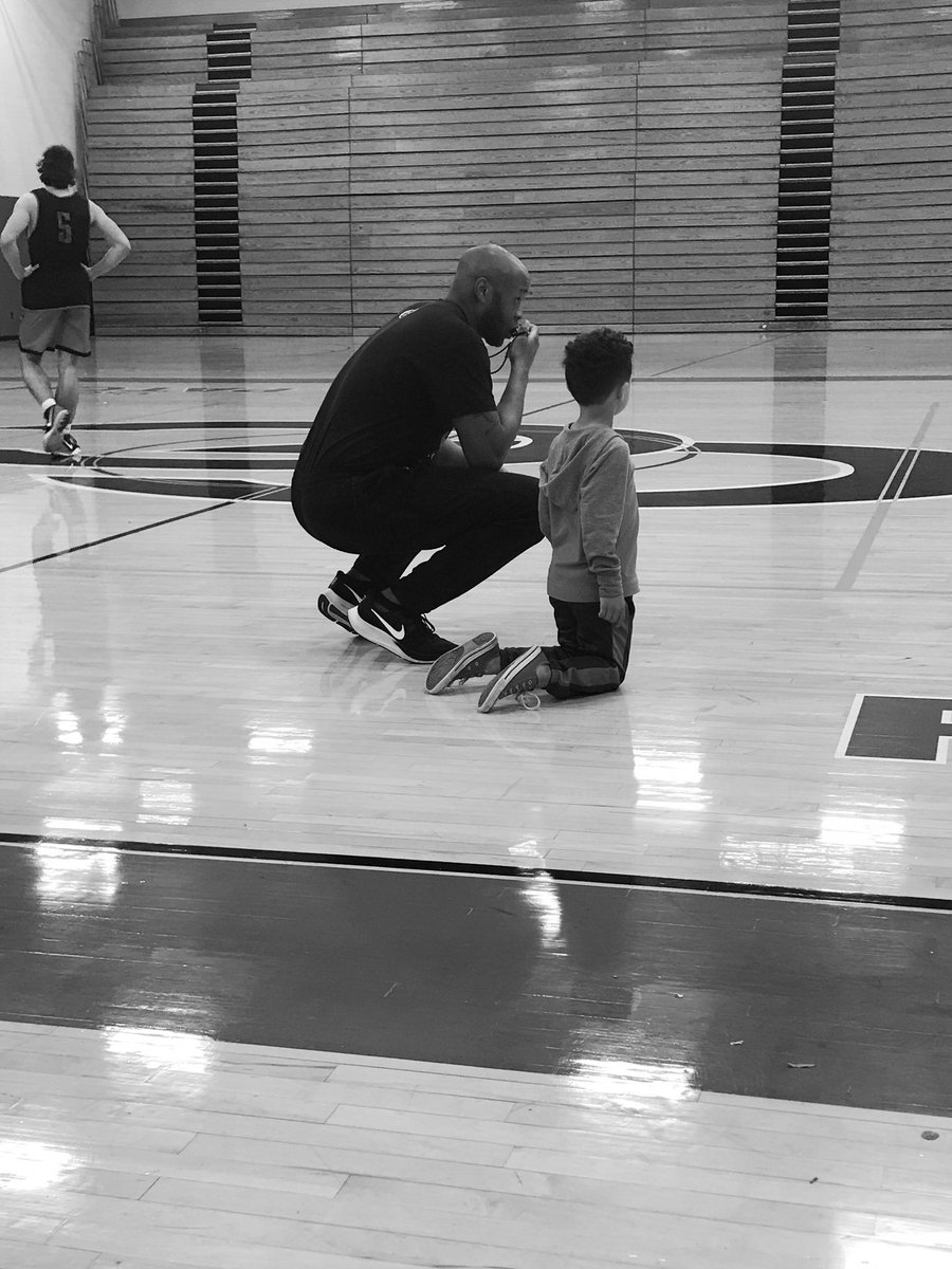 CoachMic30's tweet photo. Both of us in our happy place! ๐๐ #MyGuy #MyAssistantCoach๐ https://t.co/8S4IoiutHb