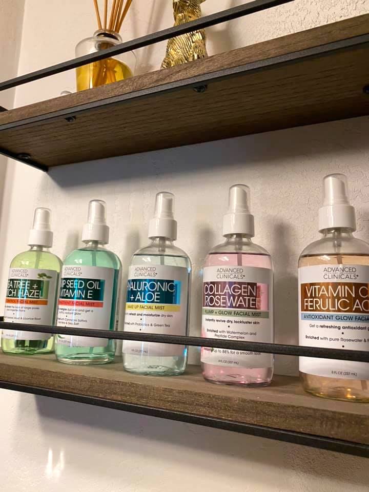 AClinicals's tweet photo. 2021 is ✨FINALLY✨ here, and this #ACBabe has one killer starting lineup, if we do say so ourselves.💁‍♀️ Show off the all-star AC collection you have ready to go for the year ahead by tagging us and using #AdvancedClinicals in your post! // p: Jeanna Belau https://t.co/Oz9rAFEeXC