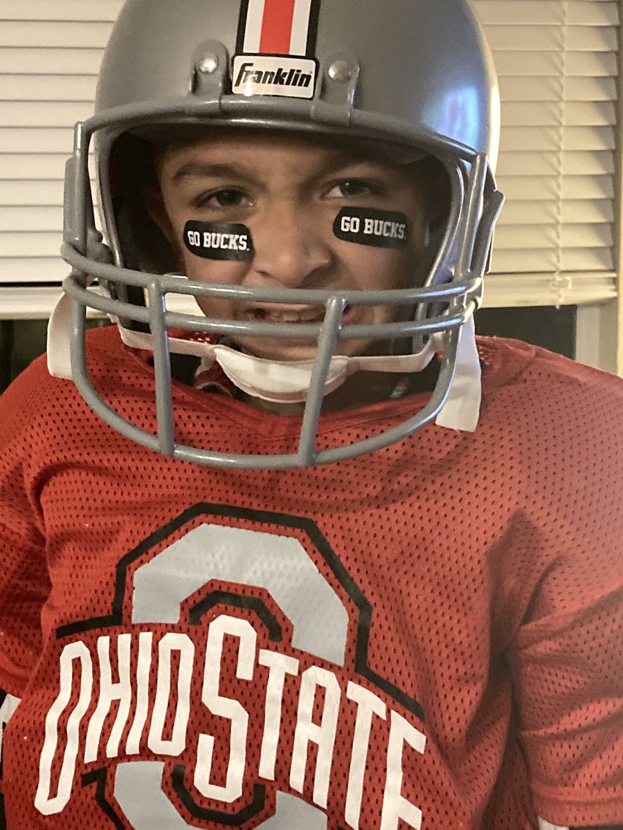 LesleyCBSDenver's tweet photo. Let’s go OHIO #SugarBowl https://t.co/rOnu0rLIq6