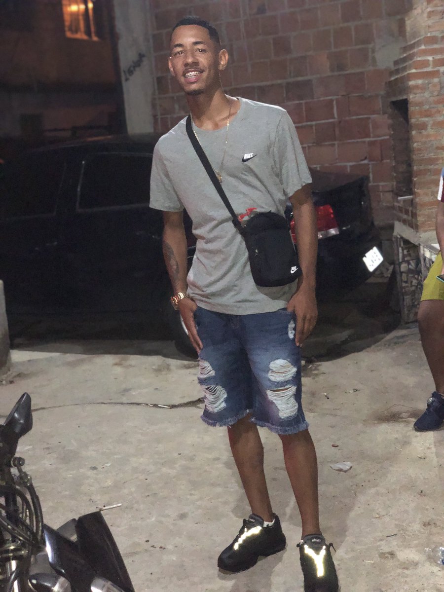 Dinho_Rlk's tweet photo. 🥴💪🏾 https://t.co/rYeQJUEfBZ