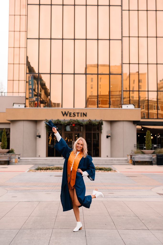 twin_cheermom4's tweet photo. Extremely Proud of this Young Lady I am Proud to call mine! Kyla Marie RN, BSN ⁦@kyla_marie4⁩ https://t.co/rG1EDKaKpy