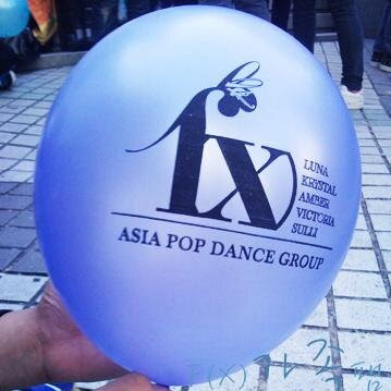 f(x) official color is pearl light periwinkle. we have been using this color since their debut in 2009. maybe some of you would think "it's just a color" but as a fandom who only got official fandom name and concert 7 YEARS after debut, this color is really important to us 