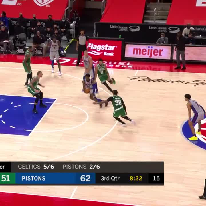 Celtics at Pistons / Twitter