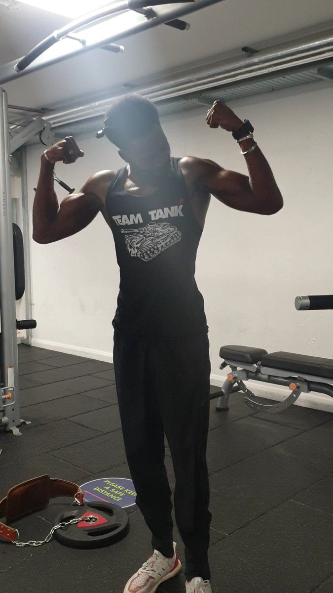 LyPaAa's tweet photo. #gunna #mindsetiseverything #FitnessMotivation https://t.co/75MOGzkLAT