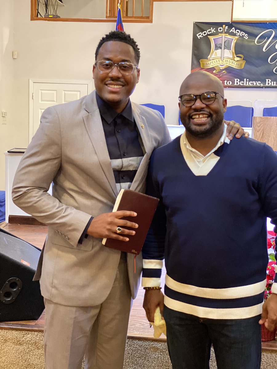 RobMcKnight0017's tweet photo. Before we brought in #2021 with #MyTribe, I was blessed by my big bro @pasjeverett #RockNation 🔥 🔥 🔥 and he reminded me that I’m a thermostat NOT a thermometer 🌡‼️My temperature is already set... and it’s set for MORE ALL 2021‼️#Increase #0017 #SonofUptown https://t.co/DeilcNZjP4