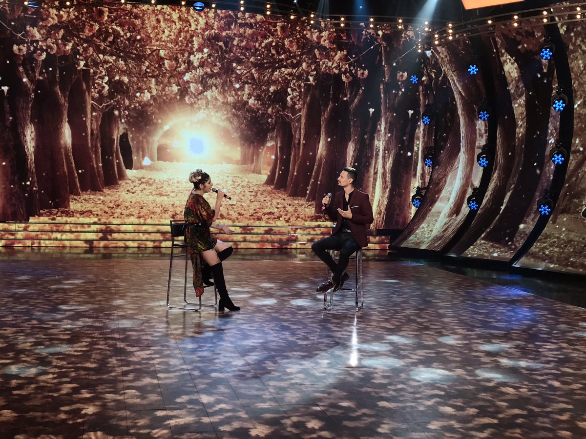 cantando2020's tweet photo. Ellos fueron la primera pareja ¡del año! @RTapari @RocioQuirozz 👏🏼👏🏼👏🏼 #Cantando2020 https://t.co/MeEAG2OAtf