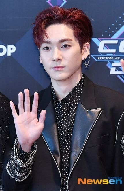 Story Kpop On Twitter Pledis Entertainment Announced That Nu Est Aron Will Take A Hiatus Due To Health Issues Knetz Comments Https T Co Gtyiv8llla Https T Co T7np5v9xa0