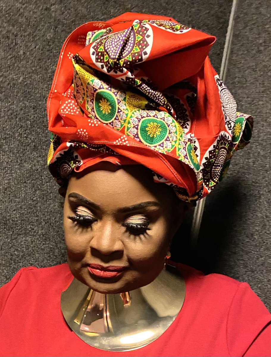 Borne2Inspire's tweet image. @shondarhimes #Bridgerton  #Flawless... I bow to the Greatness of your gift ❤️♥️❤️♥️ @shondaland @byshondaland