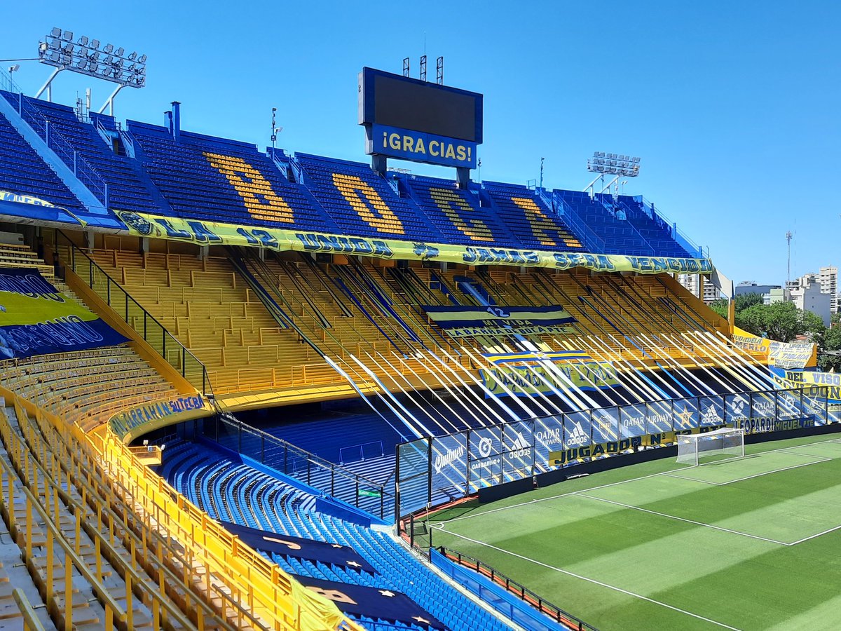 Volve10Riquelme's tweet photo. Hoy juega Boca, primer partido del año contra las gallinas en la Bombonera 💙💛 https://t.co/4p17so82wU