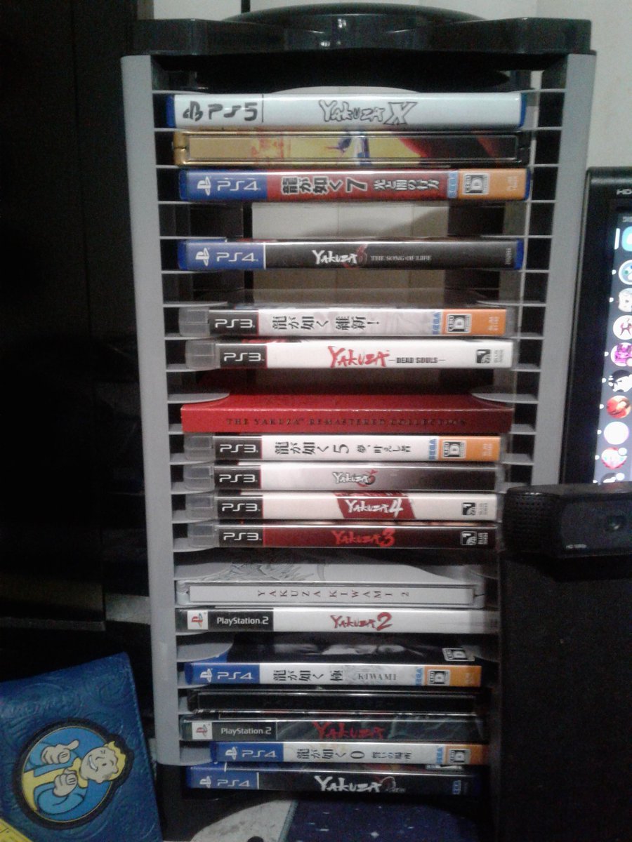 The Yakuza Guy @ how am I back tweet media