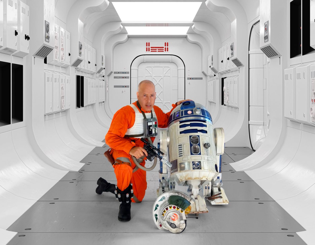 michmalo's tweet photo. Welcome to 2021! I don't know about you R2 but I feel strong enough to pull the ears off a gundark. #StarWars #rebellegion @DevaronBaseRL https://t.co/WzBIZ6cUfm