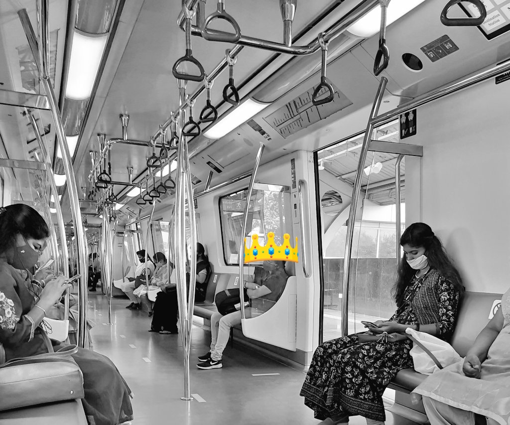 the_desert_girl's tweet photo. Where everybody is busy in their mobiles, the girl is taking a nap. 
She deserves my respect 
#saturdayoffice https://t.co/rJLxm9U8ld