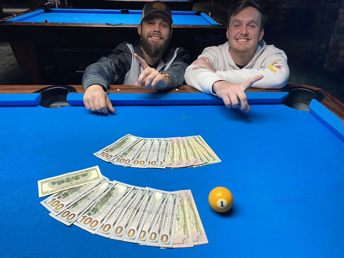 Henry_Walters14's tweet photo. 2020 was a shitty year but at least I’m starting off 2021 better! First tournament I’ve been able to play in and we get the W. @_georgewilliam https://t.co/bYt4VNIAQZ