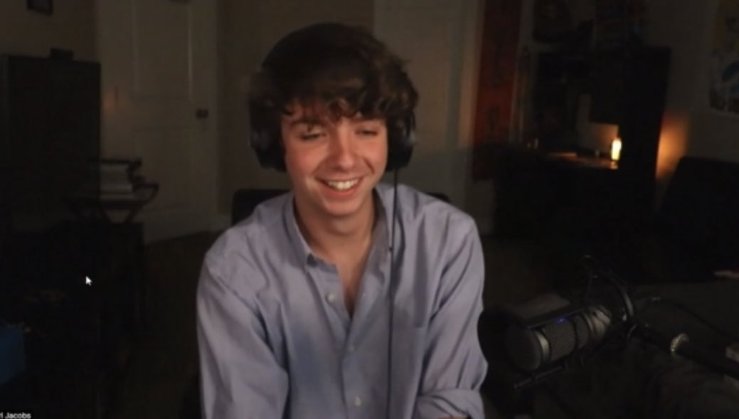 karl jacobs but his smile gets wider as you scroll a /safe thread! /srs /pos