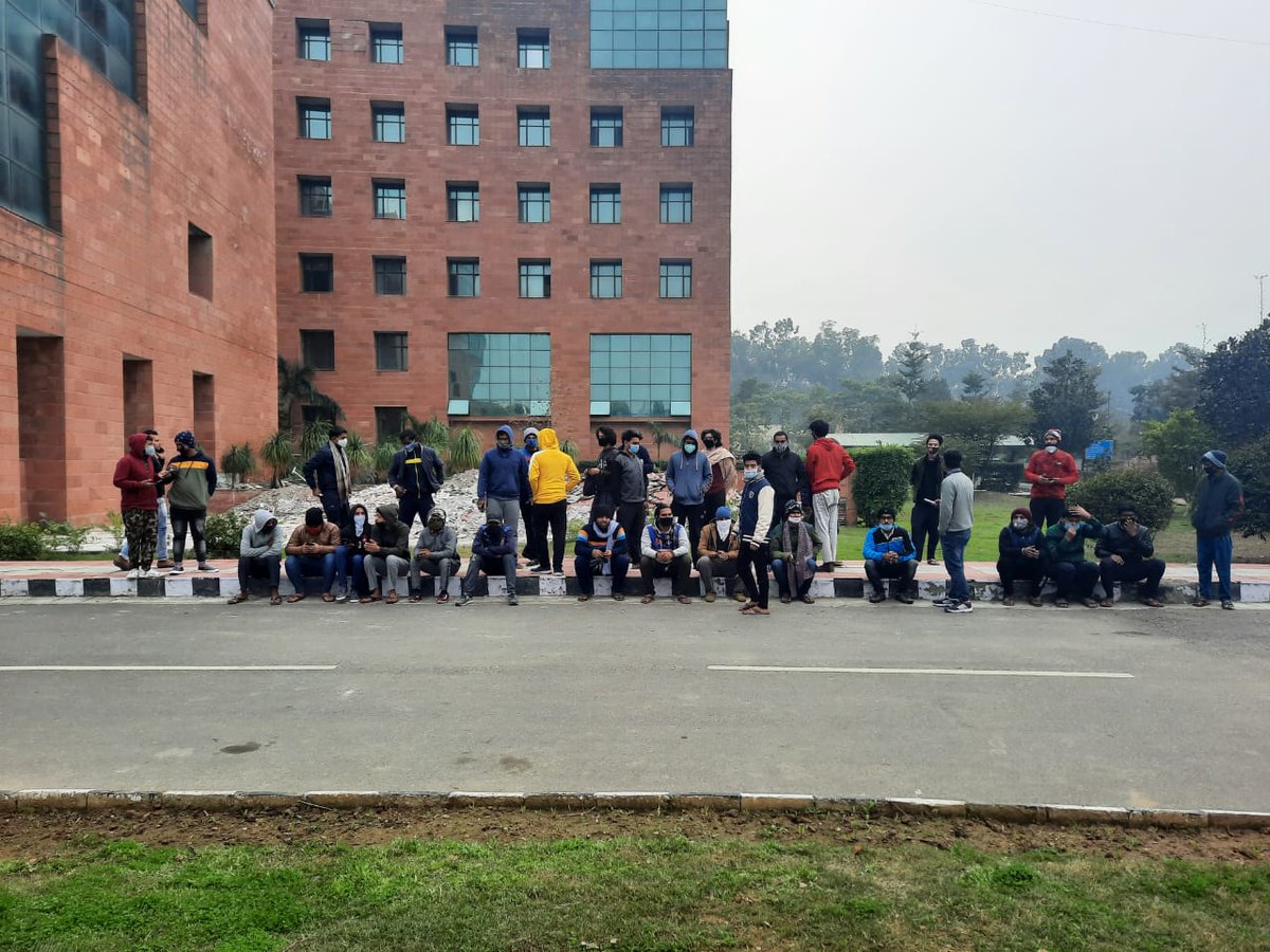 Mohit_bhat07's tweet photo. current senario of @IKGujralPTU these guys are protesting only one demand i.e their safety no precaution taken by university one the very first day one student came out to be positive .  I request @CMOPb @capt_amarinder @anubha1812 @nidhiindiatv @NasirKhuehami plz look upto this https://t.co/FpA0nAqWYE