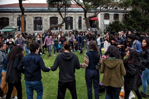 Boğaziçililerden Erdoğan’ın atama kararına tepki: #KayyumRektörİstemiyoruz diken.com.tr/bogazicililerd…