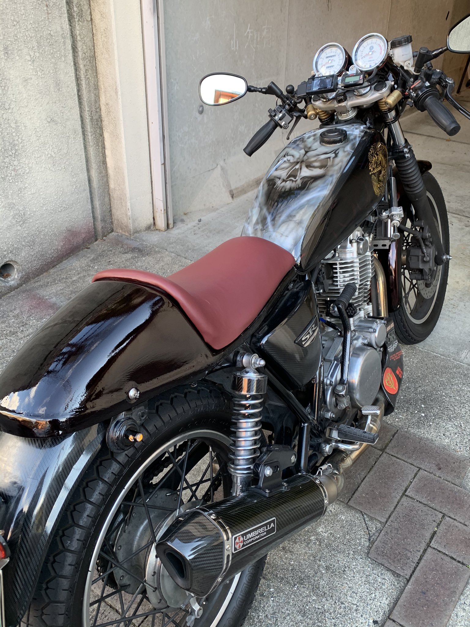 MOMO sr400fi on X: MOMO sr400fi on X: