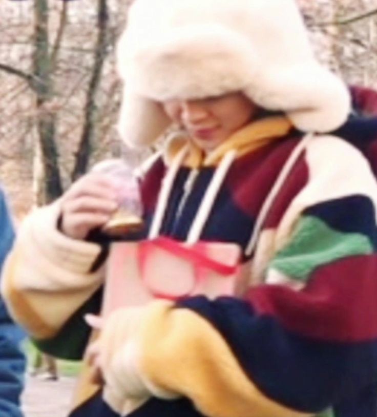 everyone gangsta until mimi  — a vv soft thread;