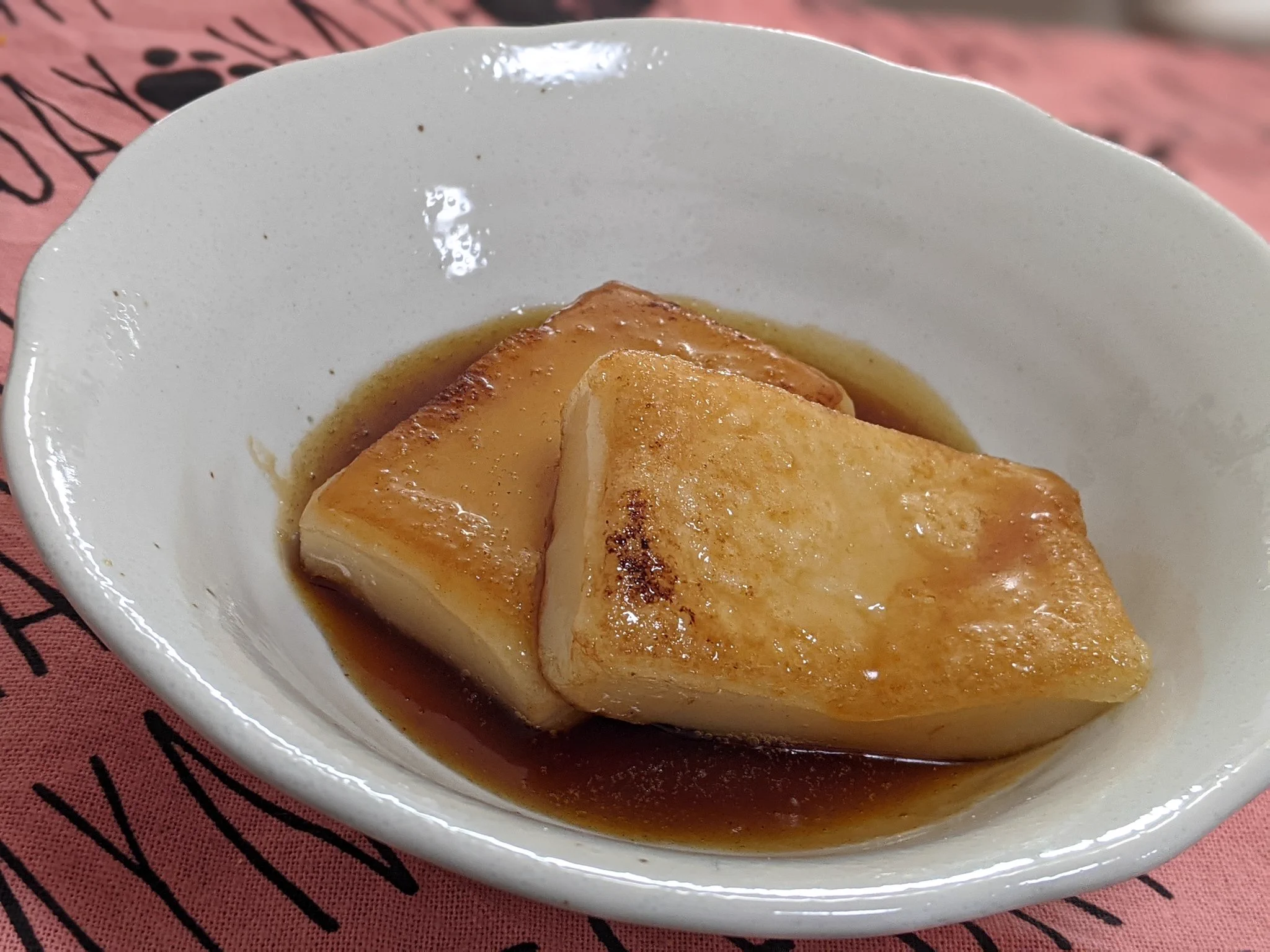 これめっちゃ美味しかった！
うちの場合は砂糖大さじ1、みりん小さじ1.5、醤油小さじ2でいい感じだった！
ただ、タレが焦げやすいからそこだけ気をつけると良い感じ  