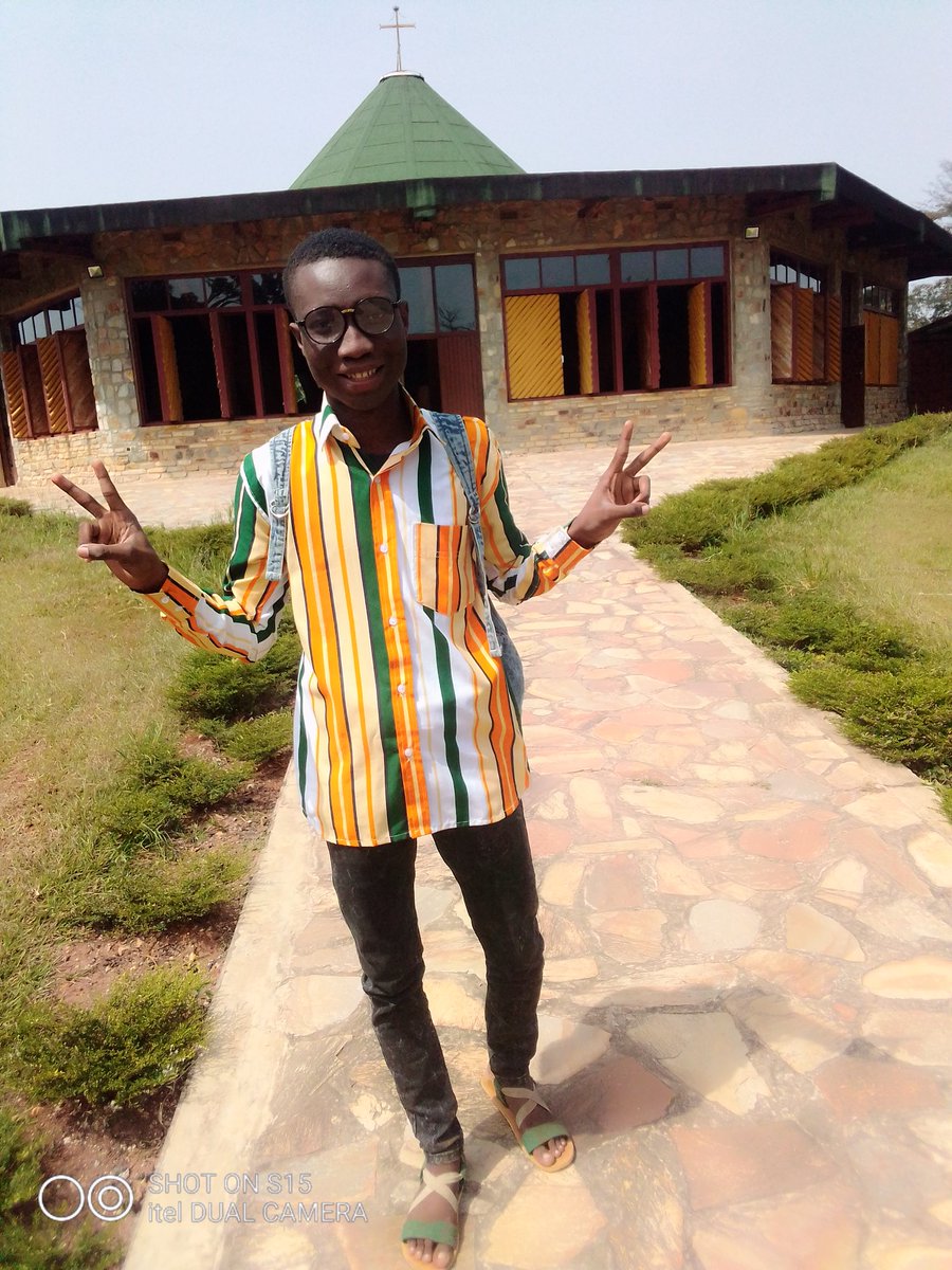 Manuelswinner's tweet photo. Le dernier endroit spirituel et chic que j'ai visité fin de l'année 2020.
#iloveTogo♥️
#iDanyidougbegan♥️
#30/12/2020🌝 https://t.co/t7sOETNPOF