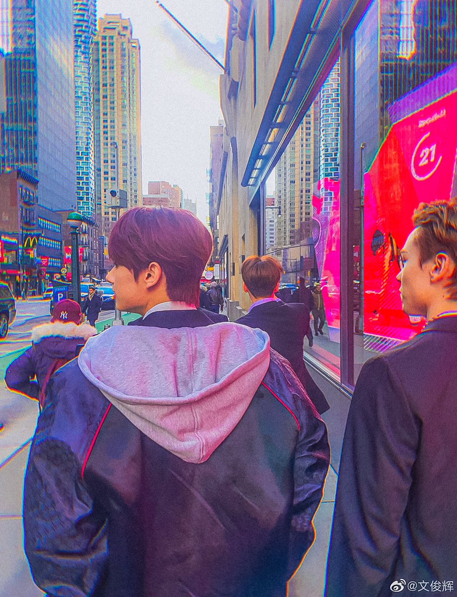 Wen Junhui from a seventeen but make it Indie— a thread 