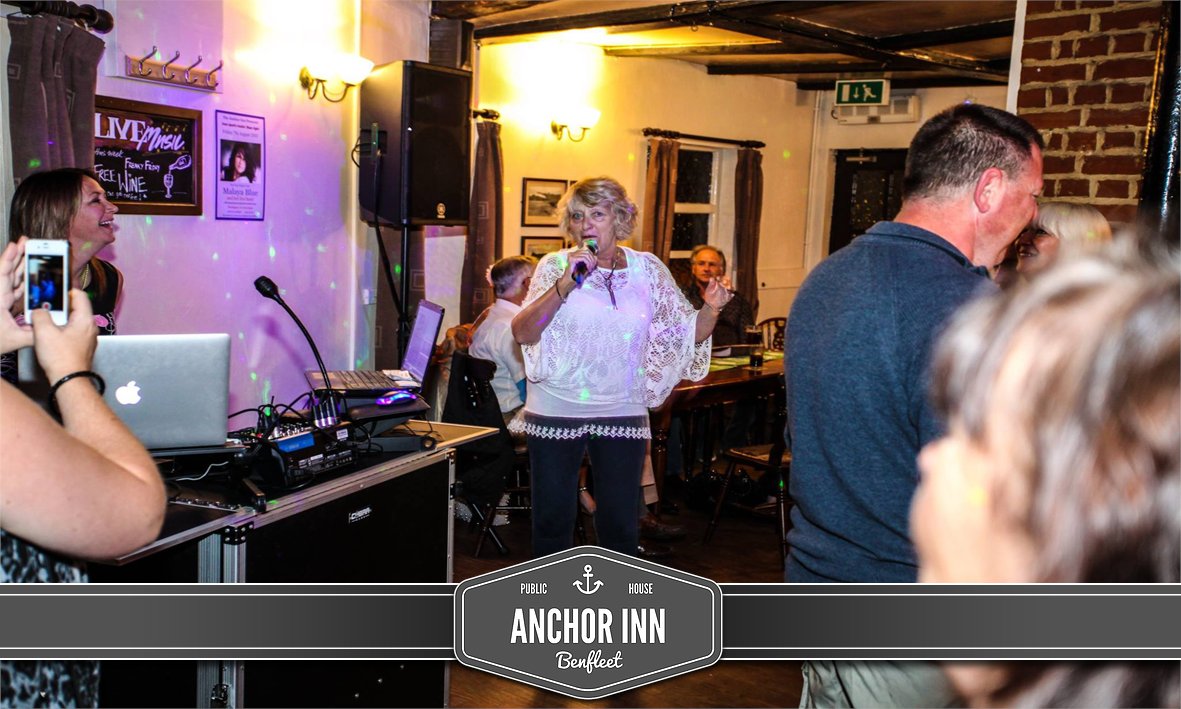 Are you a karaoke superstar? Sing your heart out every Wednesday at The Anchor Inn. #Benfleet #Karaoke #LiveMusic #EssexPub