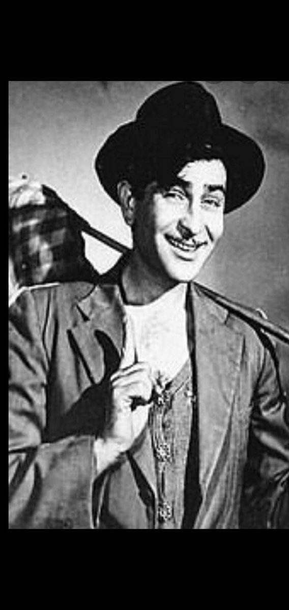Socialist Bollywood; A thread:Pre 90s Bollywood depicted Raj Kapoor's samajwadi Lal Rusi Topi, Hindustani Dil and validation from none other than Russia, Middle East and Eastern Europe. A revolutionary outlook and blatent disregard for merit was seen.