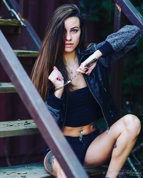 Let&rsquo;s start #2021NewYear  off right!! #breakfree #fck2020 #NewYearVibes follow me on https://t.co/5Ikk3MNEza<a href="/tag/2021newyear"class="tags">#2021NewYear</a><a href="/tag/breakfree"class="tags">#breakfree</a><a href="/tag/newyearvibes"class="tags"><span>#newyearvibes</span></a><a href="/tag/fck2020"class="tags"><span>#fck2020</span></a>