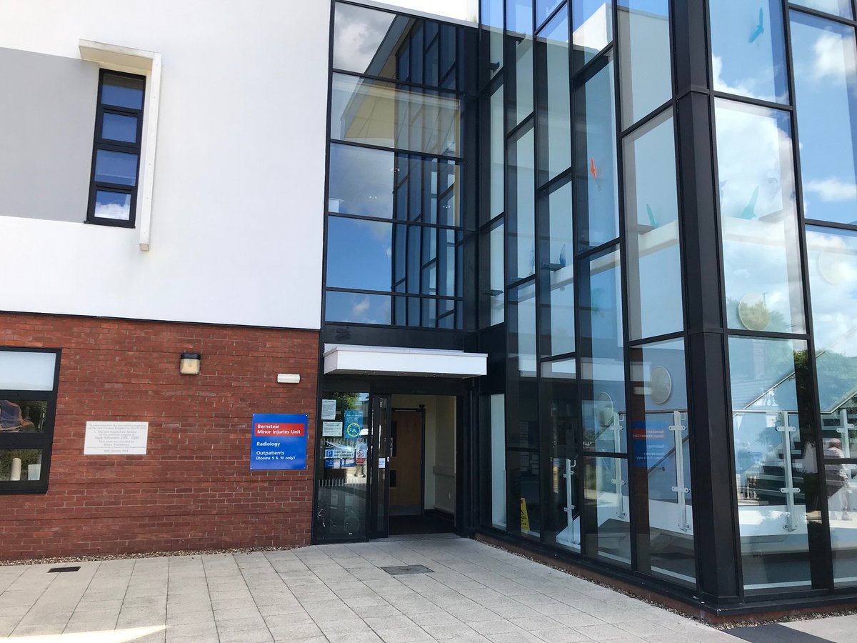 NNUH's tweet photo. 🚨 From Monday 4 January, the Cromer Minor Injuries Unit will be temporarily closing as part of our response to the Covid-19 pandemic. Please share 🚨
https://t.co/K6mqbnJuq0 https://t.co/03InIPvems