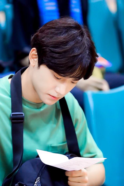 butterdodo_'s tweet photo. เซตนี้โดฮยอนหล่อจัง ละสายตาไม่ได้เลย https://t.co/2677OLcJqr