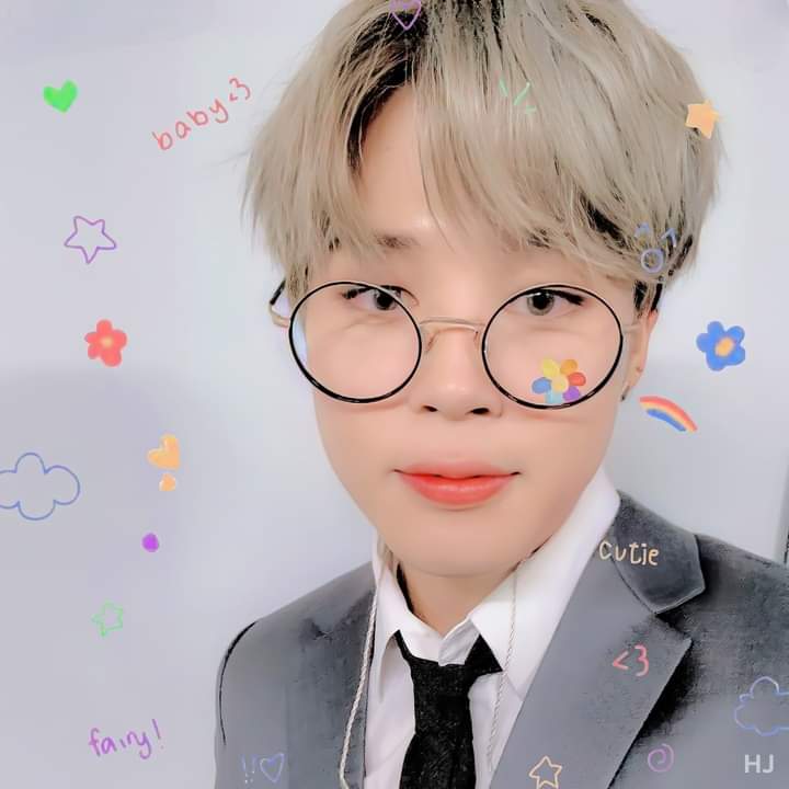 angelinamar16's tweet photo. Merece todo el amor del mundo, army te ama #jiminyouareperfect #2yearswhithpromise #2YearsWithPromiseJimin https://t.co/KtAAgUWEYl