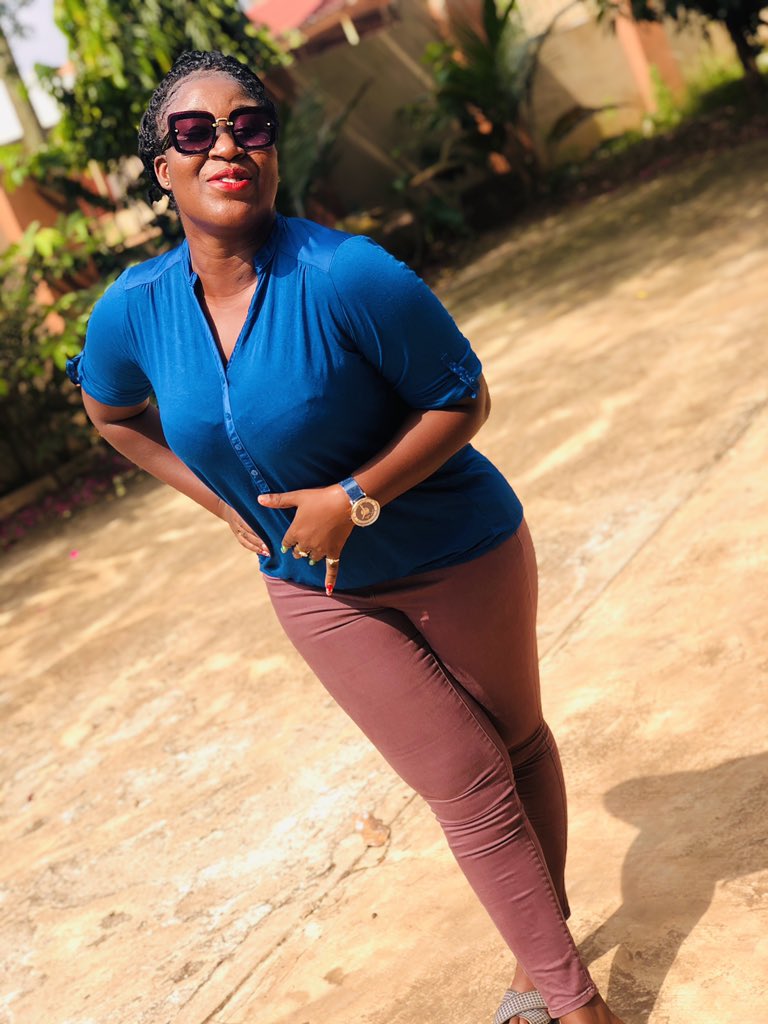 aku_lebene's tweet photo. Laugh more, LOVE DEEPLY, make money , stay FIT❤️❤️❤️... #firstpic2021 #gloriousyear #blessedchild https://t.co/v1ABz0CAYZ
