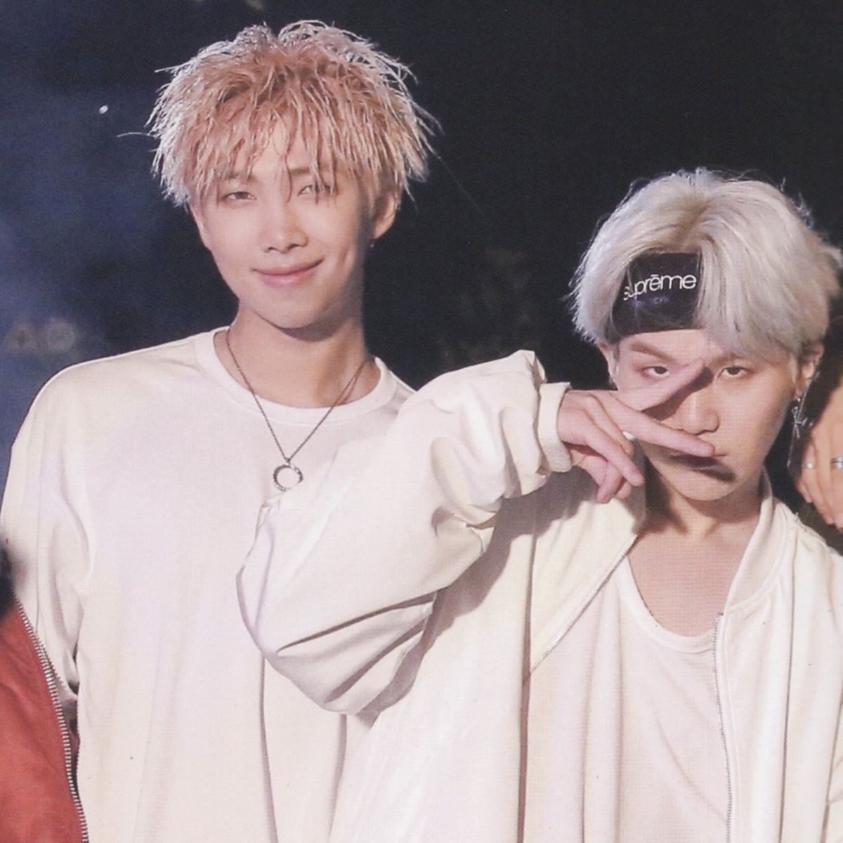 surayoo's tweet photo. #yoongirespect
#namjoonrespect
We have the best rap line, how about you? Oh my God, it seems your band is learning from us🤧 https://t.co/k5YjU7B0ah