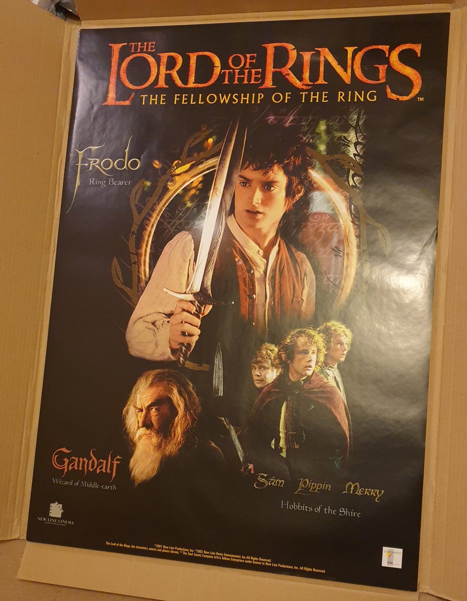 TyrusJames_'s tweet photo. How rare is this poster now? I have 49 of them, never used. @elijahwood @IanMcKellen
#LordOfTheRings #LOTR #posters #rareposters https://t.co/1ENEuGNxoB