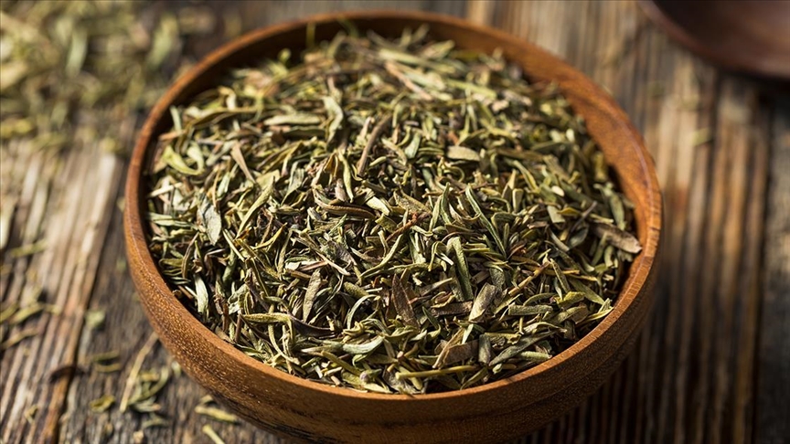 ❝Kekik, vücut direncini artıran, mikrop öldürme özelliği olan doğal dezenfektan olarak da kullanılabilecek güçlü bir antioksidandır❞

Kovid-19'a karşı bağışıklığın güçlendirilmesi için 'kekik' önerisi v.aa.com.tr/2096147