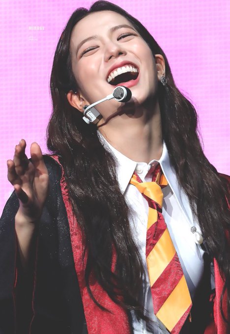 wansoyaaaa's tweet photo. #WorldStarJISOODay
#우리의_월드스타_지수_데이
#올해의_시작은_지수와함께 https://t.co/uqrOE45mFm https://t.co/xhRA4XfWUD