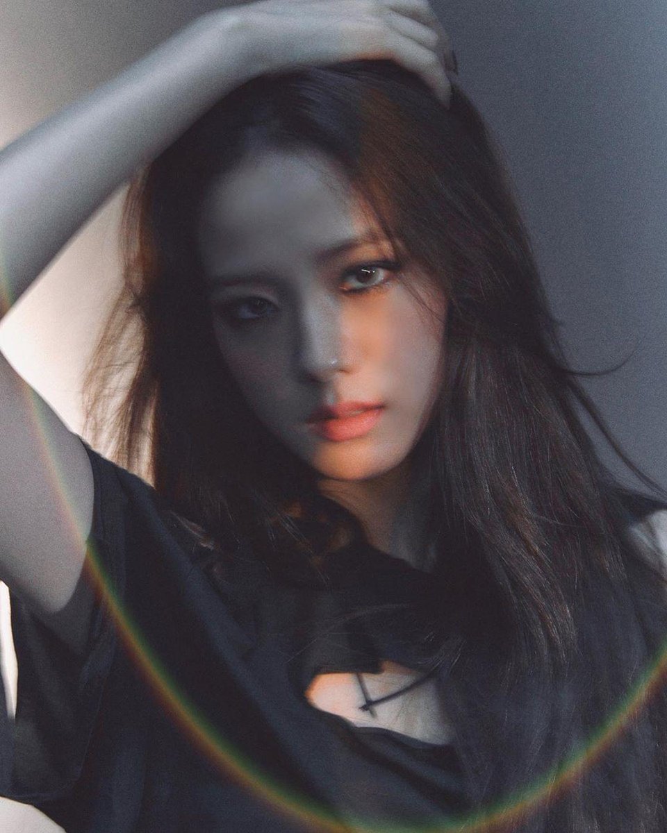 Daysi64690272's tweet photo. JISOO IN UR AREA, BLACKPINK IN UR AREA
#WorldStarJISOODay 💟 
#올해의_시작은_지수와함께 💜
#우리의_월드스타_지수_데이 💌💖💖 https://t.co/IdT8QOoyQL