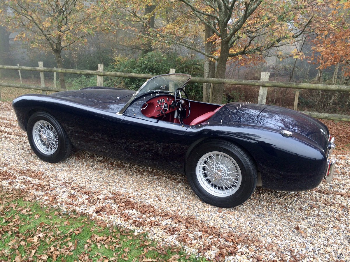 NutleySports's tweet image. Winter hibernation ?...Never ! #ac #acace #acacebristol #winter #flyingjacket #goggles #acownersclub #britishcars #drivetastefully #driveclassics #classicdriver #classiccar #sportscar #oldtimer #gentlemandriver #petrolicious #classiclifestyle #getoutanddrive #nutleysportsprestige