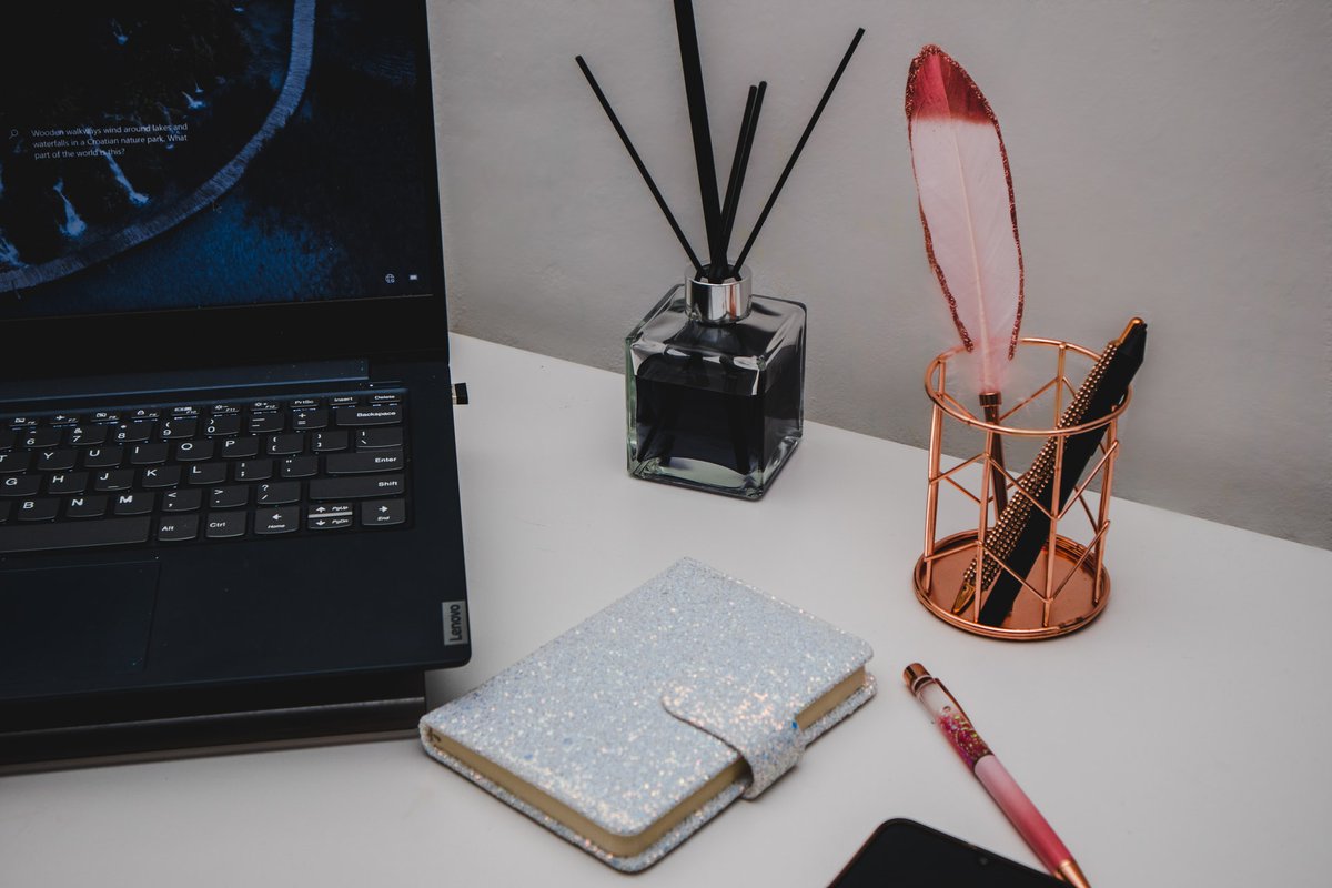 azure_cleo's tweet photo. "What are the copywriting essentials for social media marketing?"

If you want...

https://t.co/f1LrDcA6Bs

#mach5traaffic #writer #Blog #bloggerstribe #socialmediamarketing #contentmarketing #contentcreation #contentwriting #WritingHacks #promotions #branding #Advertising #ADS https://t.co/Ok2wDCklCd