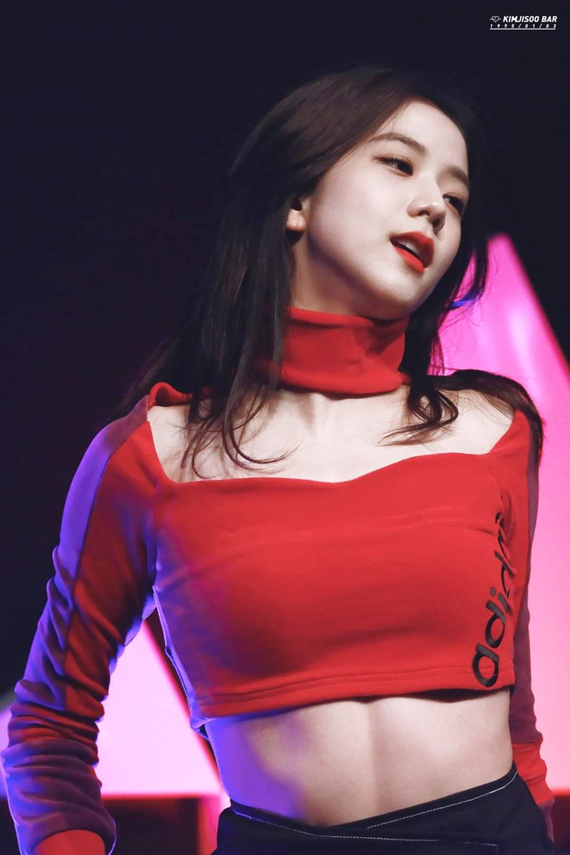 Daysi64690272's tweet photo. Guys, dont talk too much, LOOK AT HER ABSSSSSSS
#WorldStarJISOODay 💟 
#올해의_시작은_지수와함께 💜
#우리의_월드스타_지수_데이 💌💖💖 https://t.co/yFaOEB1TlI
