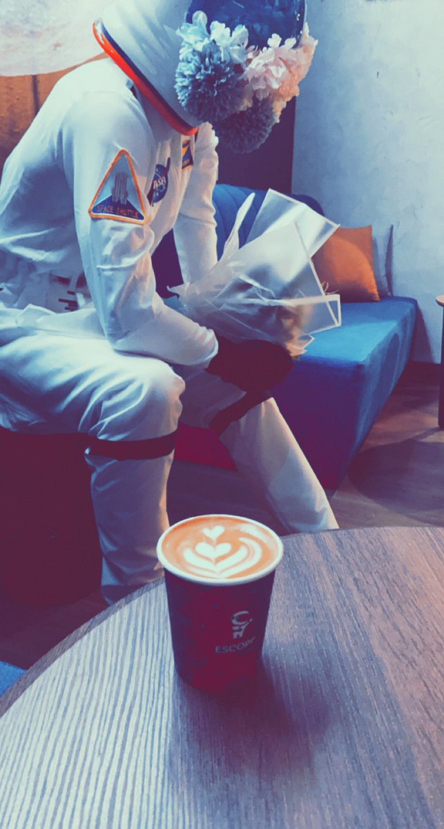 ofo1211's tweet photo. مسسساء الخير 🙇🏻‍♀️ https://t.co/Q1VKv7RBL2