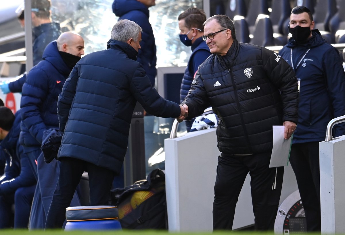 SkySportsStatto's tweet photo. 📊 Jose Mourinho has won all 5 meetings against Marcelo Bielsa by an aggregate score of 18-2:
2011-12
R. Madrid 4-1 Ath. Bilbao
Ath. Bilbao 0-3 R. Madrid
2012-13
R. Madrid 5-1 Ath. Bilbao
Ath. Bilbao 0-3 R. Madrid
Today
Tottenham 3-0 Leeds https://t.co/Cm6BFRzWO9