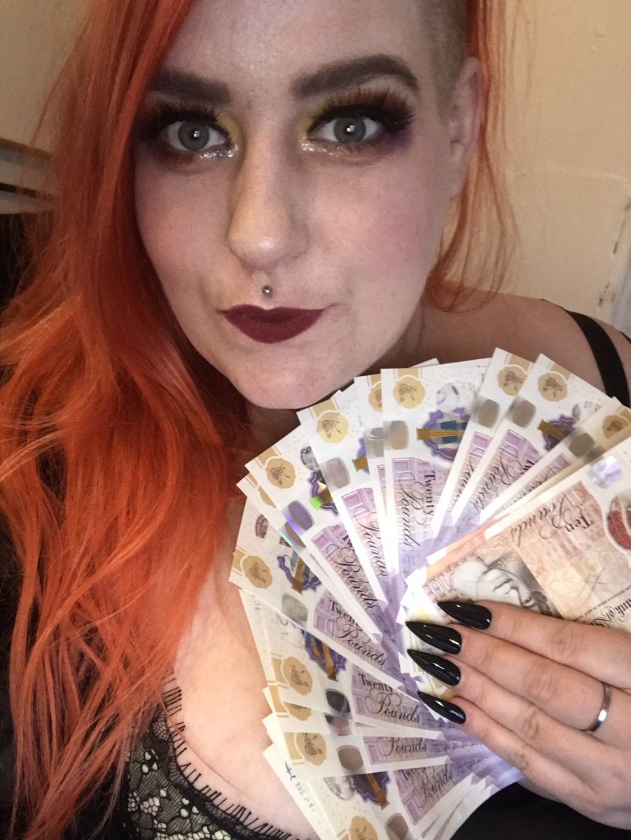 MaamMalice's tweet photo. @dappy_43  is being shy and wants a cheap ish #RTGame so let’s see if we can prove him wrong -None are Cheap

🧡£1 like/comment  £2 rt 🧡
Ult comments for Dommes   only 1 for subs 
@TheBBWBible @BBWSupremacy @TheBBWBabes @rtfemdom1 @rt_fin_dom @rtfindom https://t.co/umQLZ0LpEU