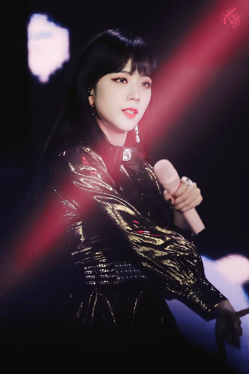 wansoyaaaa's tweet photo. HAPPY BIRTHDAY MY WORLD STAR

#WorldStarJISOODay
#우리의_월드스타_지수_데이
#올해의_시작은_지수와함께 https://t.co/uqrOE45mFm https://t.co/LeGcl7qUUU