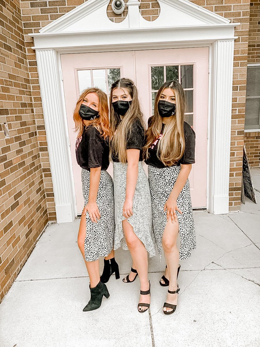 EIU Panhellenic tweet media