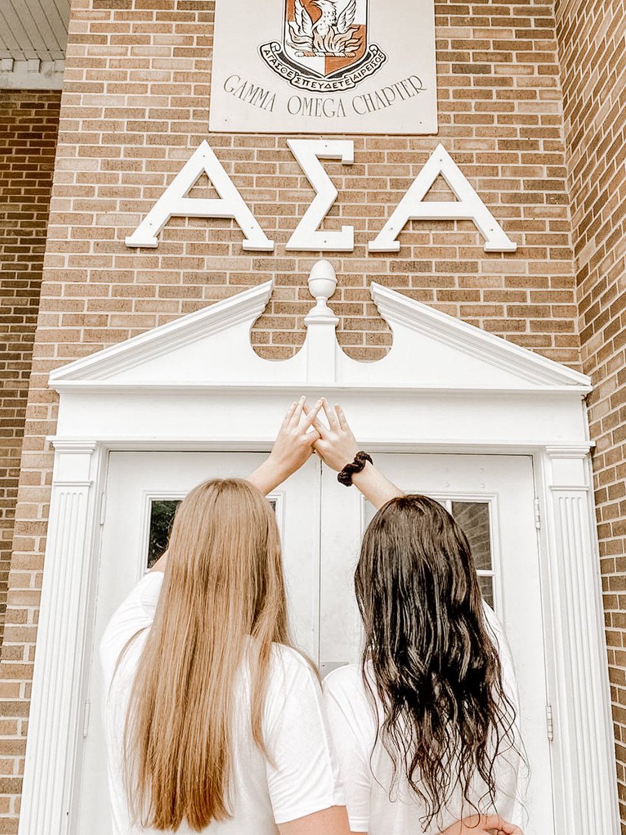 EIU Panhellenic tweet media