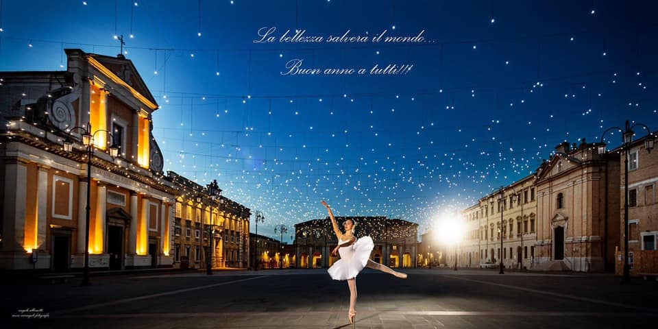MassimoBello69's tweet photo. Buon Anno da #Senigallia https://t.co/NH5WHI1lwQ