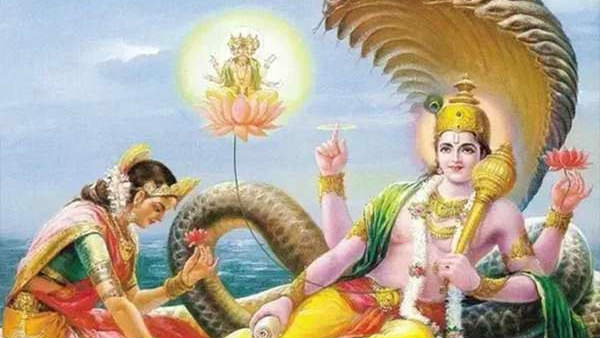 விஷ்ணுவுடன் ஒரு வலுவான பிணைப்பை ஏற்படுத்தவும் உச்ச சக்தியுடன் ஐக்கியமாக இந்த நேரம் மிகவும் உகந்தது. 2021ஆம் வருட  #விஷ்ணுபதிபுண்ணியகாலம் 2021Friday, 12th of February2021Friday, 14th of May2021Tuesday, 17th of August2021Tuesday, 16th of November